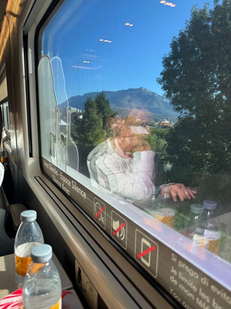 Paris to Milan Train